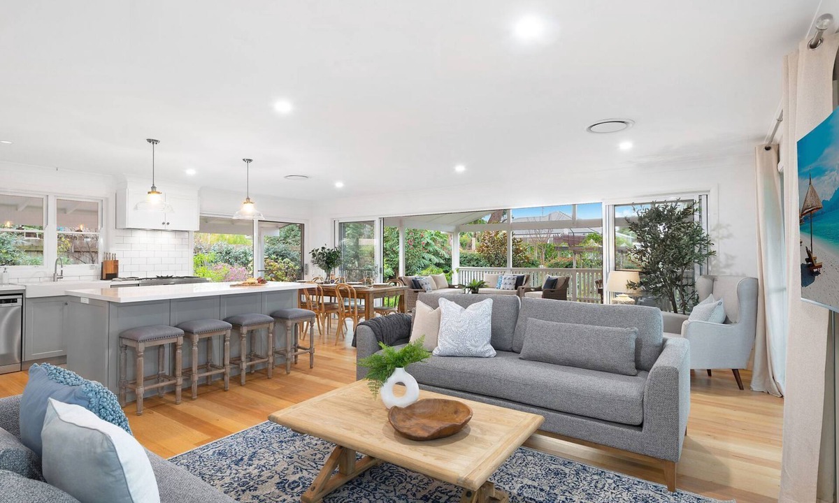 Berry Cottage | Clarence Cottage: Elegance and convenience meet in Berry