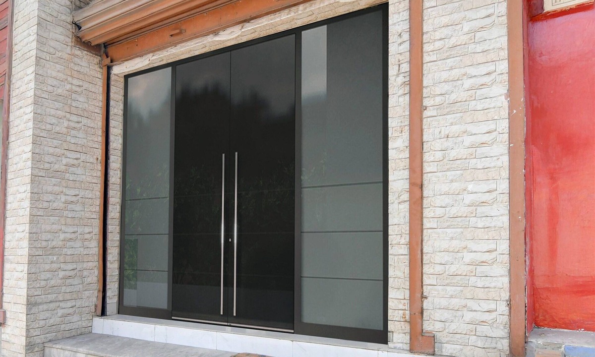Shibpur House | Classic With Balcony Shibpur Tram Depot