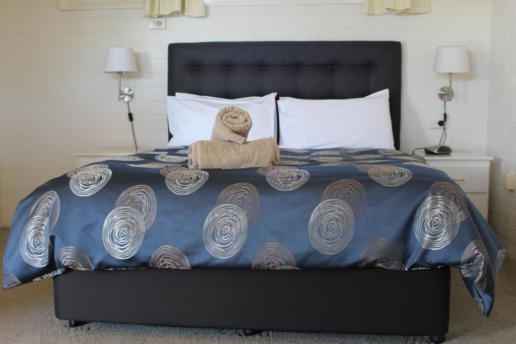 Cobram Hotel | Cobram Colonial Motor Inn