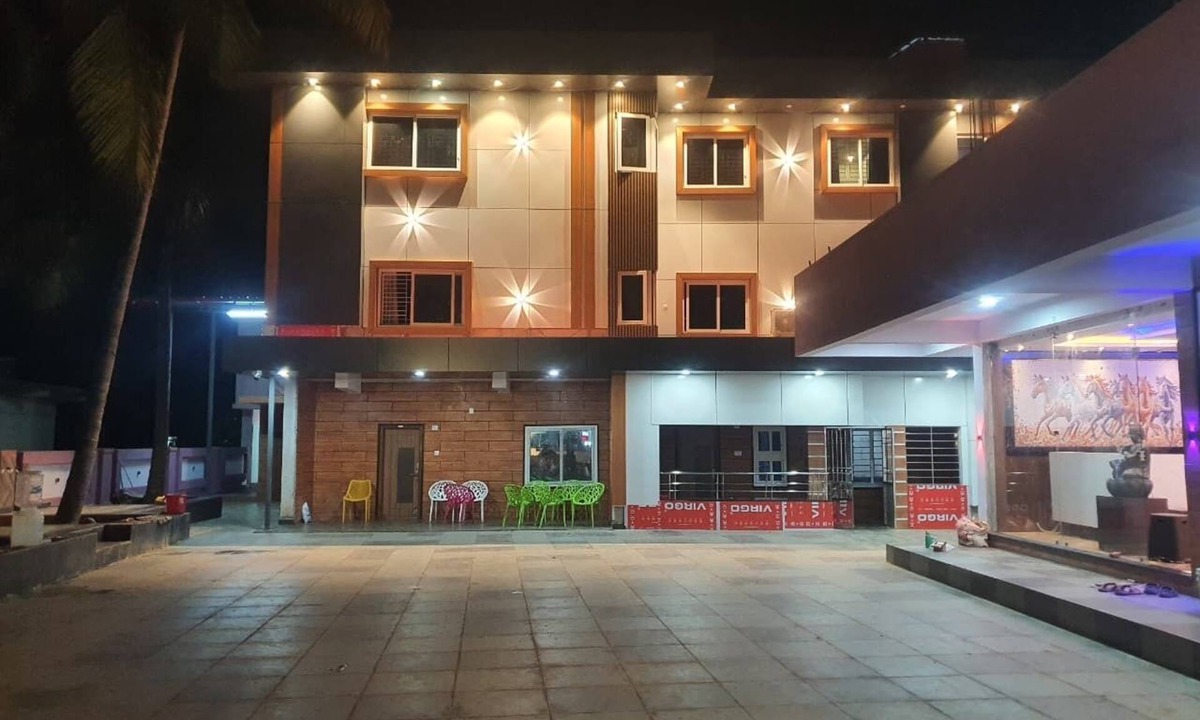 Murudeshwara Hotel | Coco Garden Residency