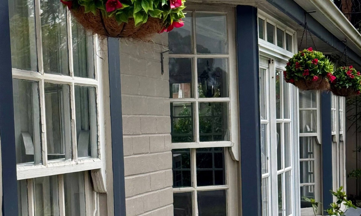 Raymond Terrace Hotel | Colonial Terrace Motor Inn