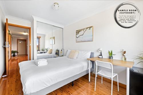 Liverpool House | Comfort & Calm - Double Room on a Quiet Crescent in Liverpool - Shared Bathroom