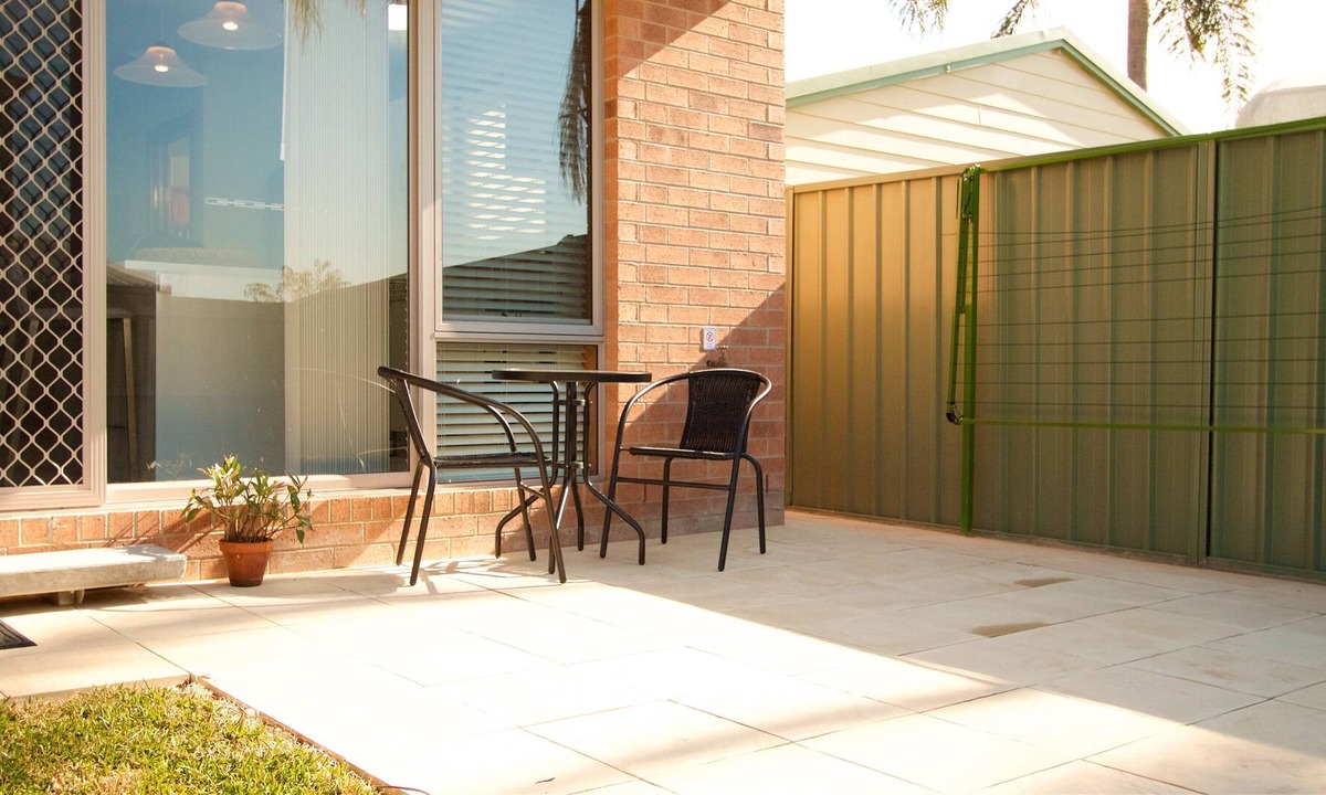 Shortland House | Comfortable Modern Townhouse 4