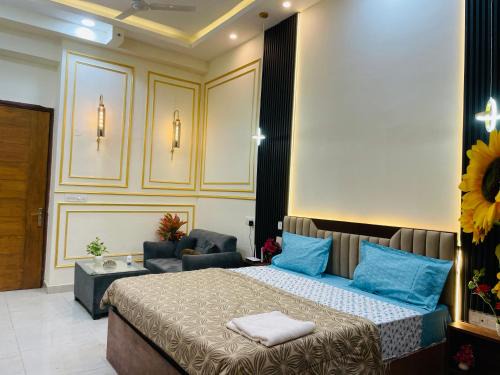 Noida Apartment | Comfy Gateways