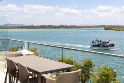Noosa Heads Apartment | Commodore 6