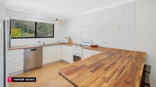 Barragga Bay House | Cuttagee Beach Cottage 1 - Tathra Bermagui Rd 3521