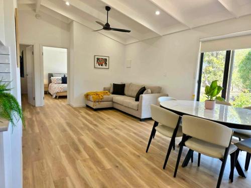 Cygnet River House | Cygnet Escape