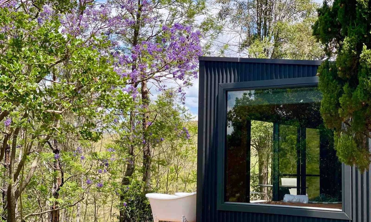 Bowman Farm Cabin | Dam It Getaway Posh Pod Beautiful tiny home- pet Friendly