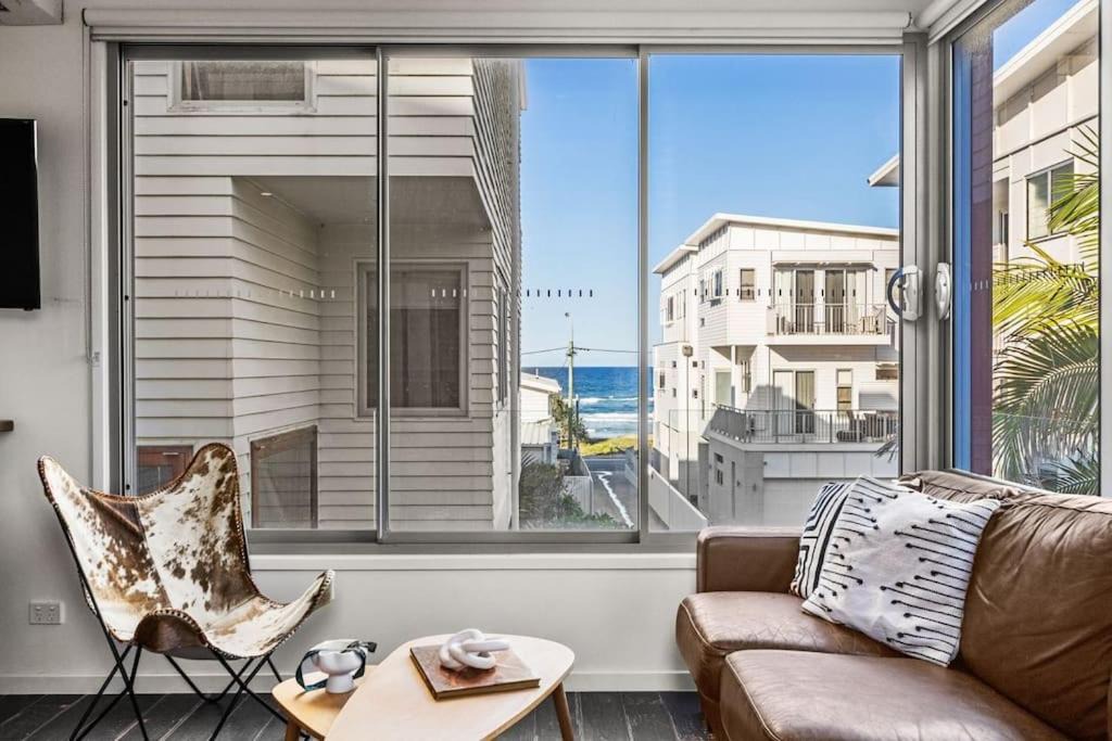 Currumbin Apartment | Daybreak Loft