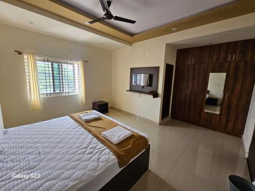 Mysore Hotel | Deepa stay inn