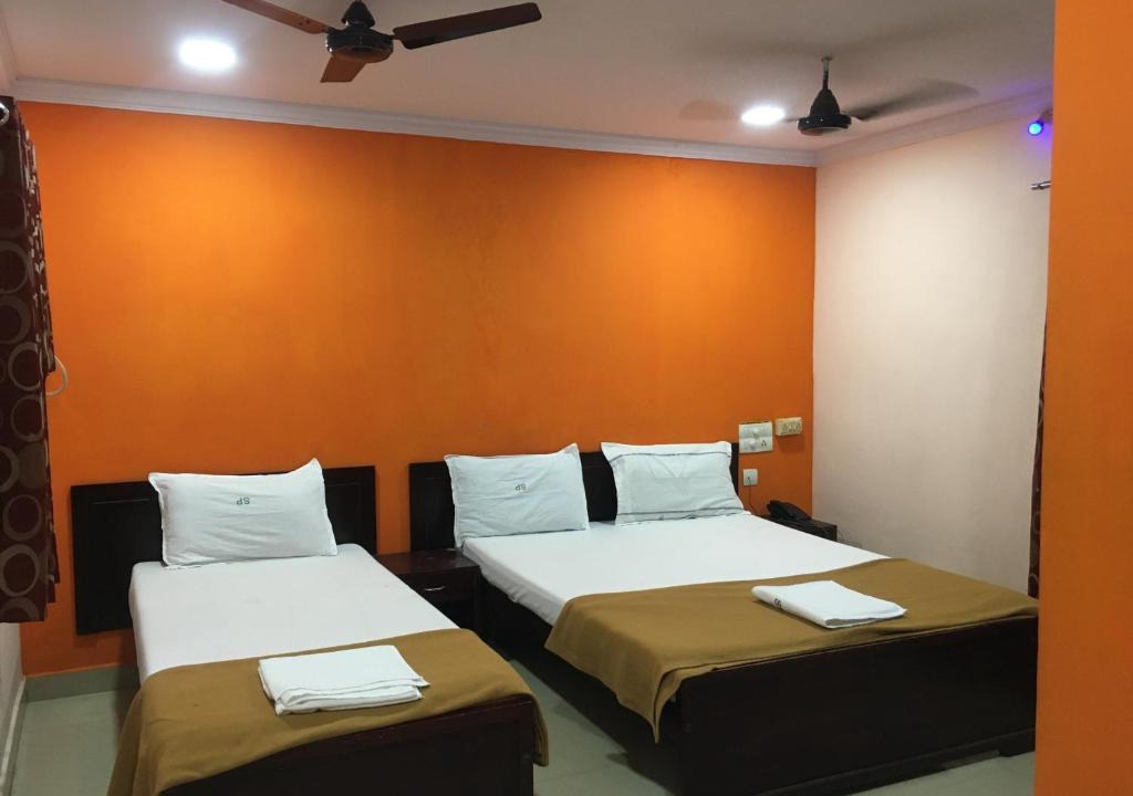 Periamet House | Delmon Residency