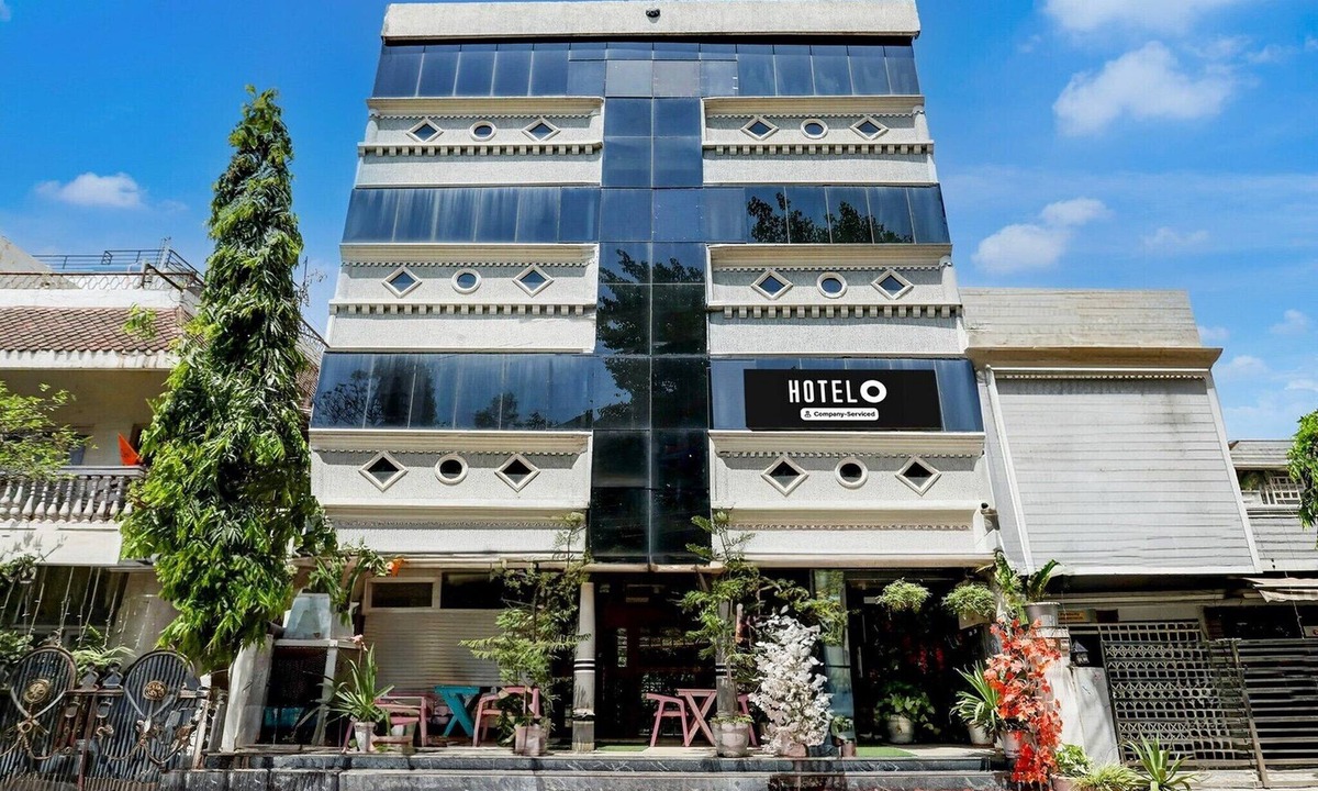 Bhopal House | DeluxeEasy Stay