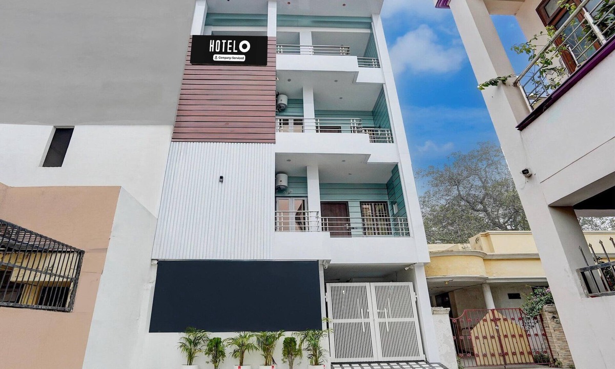 Bareilly House | DeluxeNeelam Hotel