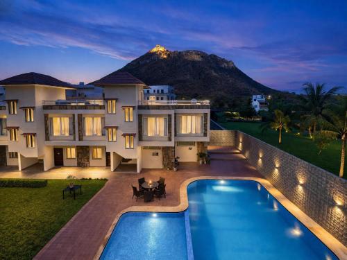 Udaipur Hotel | Devi Palace - Monsoon Palace View Resort, Udaipur