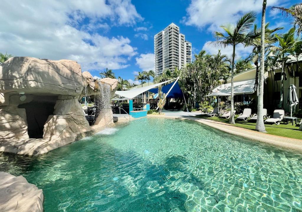 Mermaid Beach Apartment | Diamond Beach 118