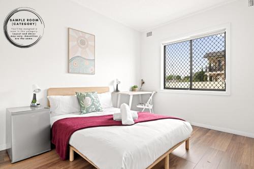 Auburn House | Double Room - Prime location - Convenient Spot in Auburn - Shared Bathroom
