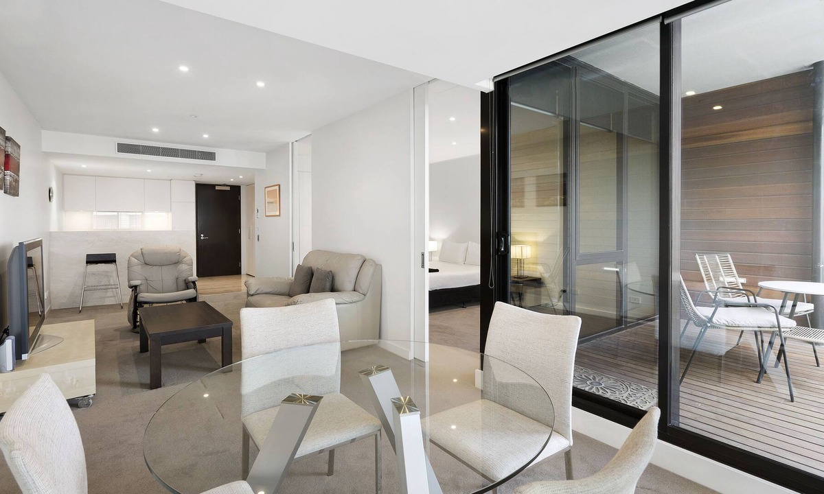 Geelong Apartment | Edgewater 207
