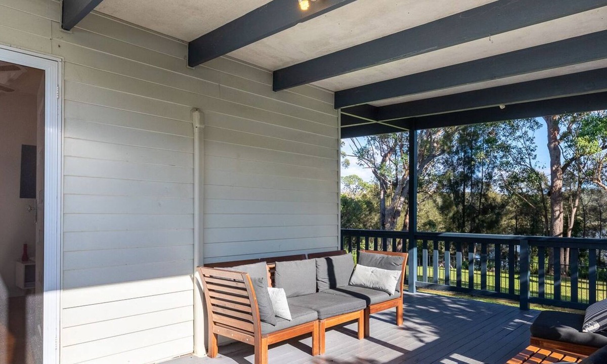 Wallaga Lake House | Eight On The Lake - Fairhaven Point Way 8