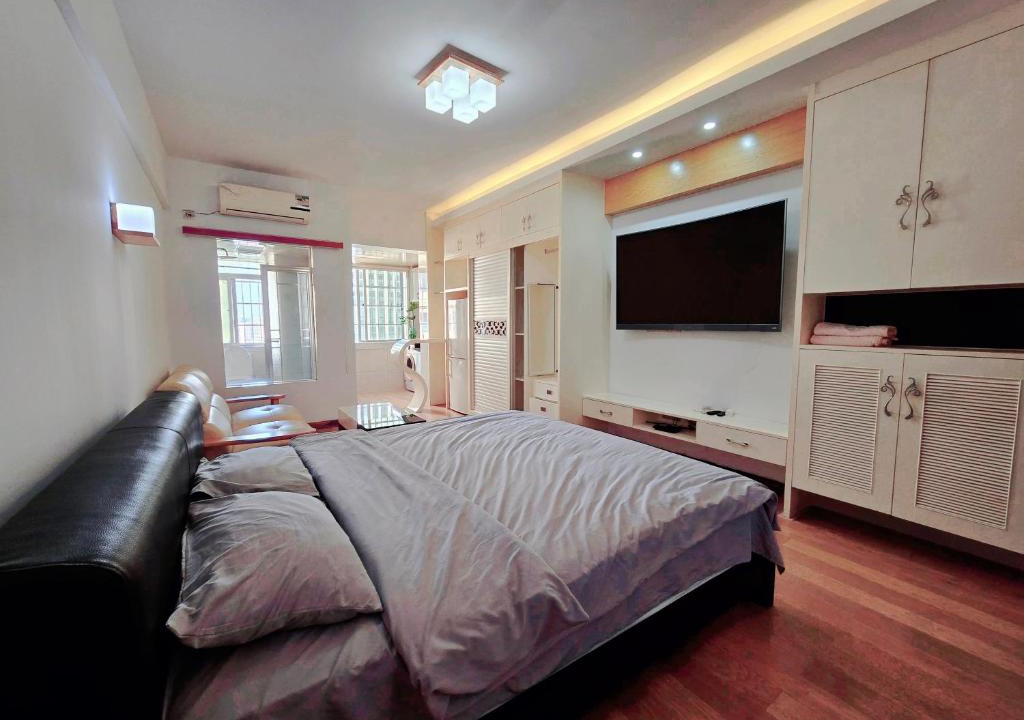 Haicheng District Apartment | Ek民宿
