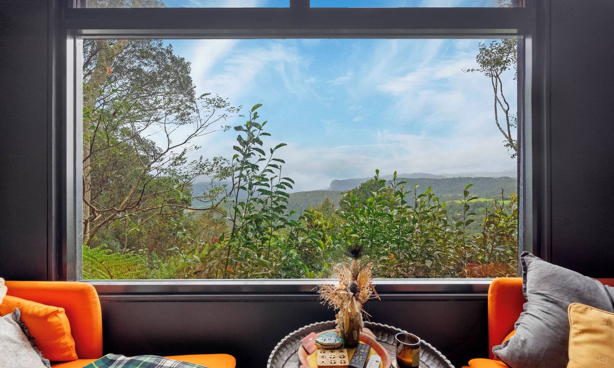 Beechmont Cottage | Elevated Getaway: Your Own Treehouse Hideaway