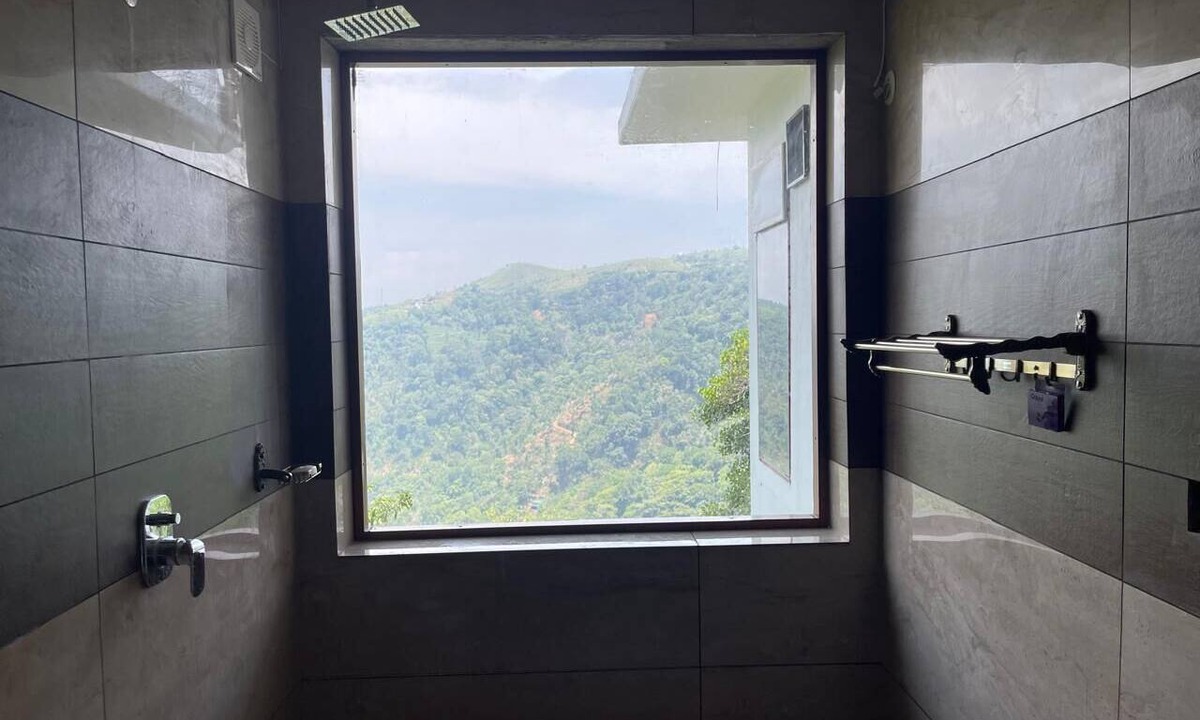 Elappara Hotel | Elysian Fields