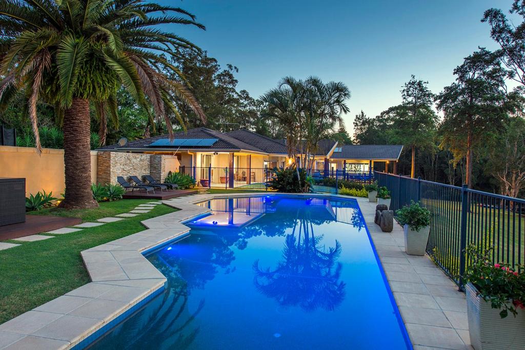 Emerald Beach House | Emerald Beach Lake Front Estate