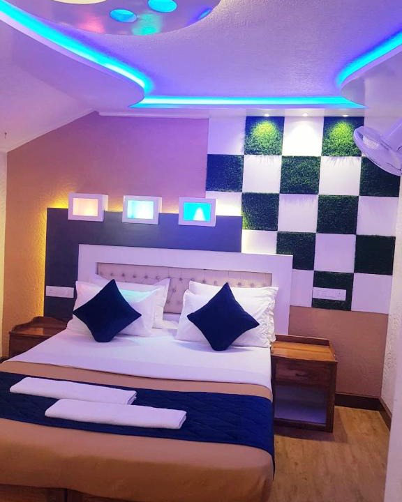 Kumily Resort | Emerald Holidays Thekkady