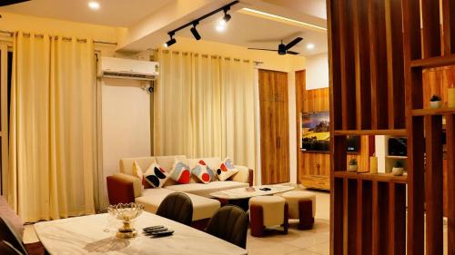 Zirakpur Apartment | Emerald Manor