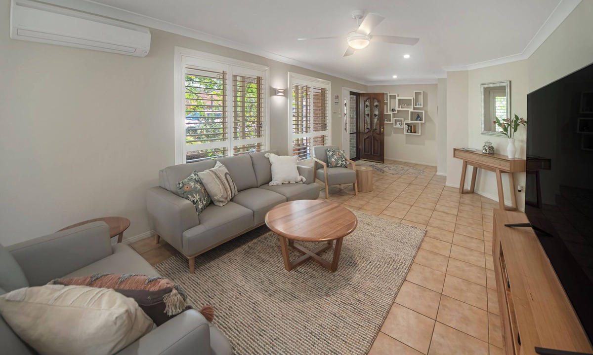 Callala Beach House | Enchanted Sands – Spacious Family Home steps from Callala Beach & Park