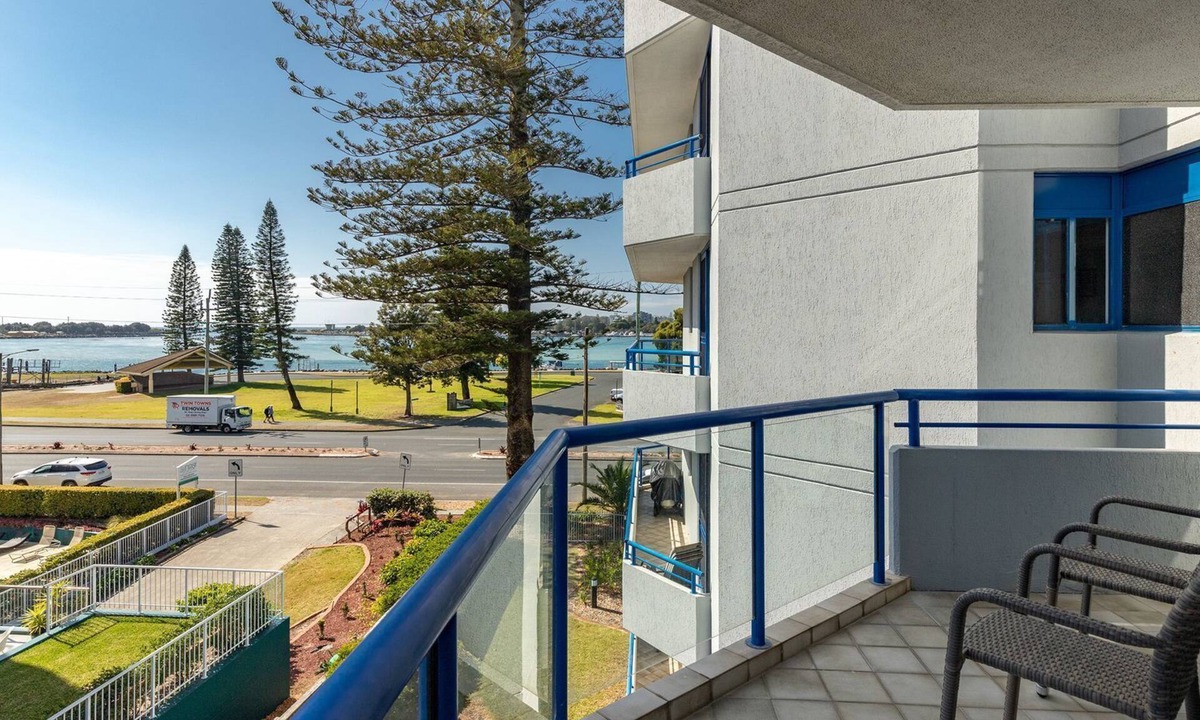 Tuncurry Apartment | Enjoy wonderful water views from Heritage 303