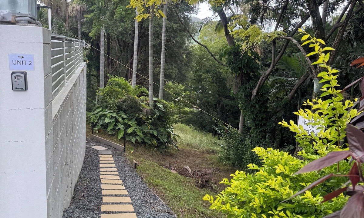 Coffs Harbour Apartment | Escape to your Private Sanctuary Guesthouse Studio.