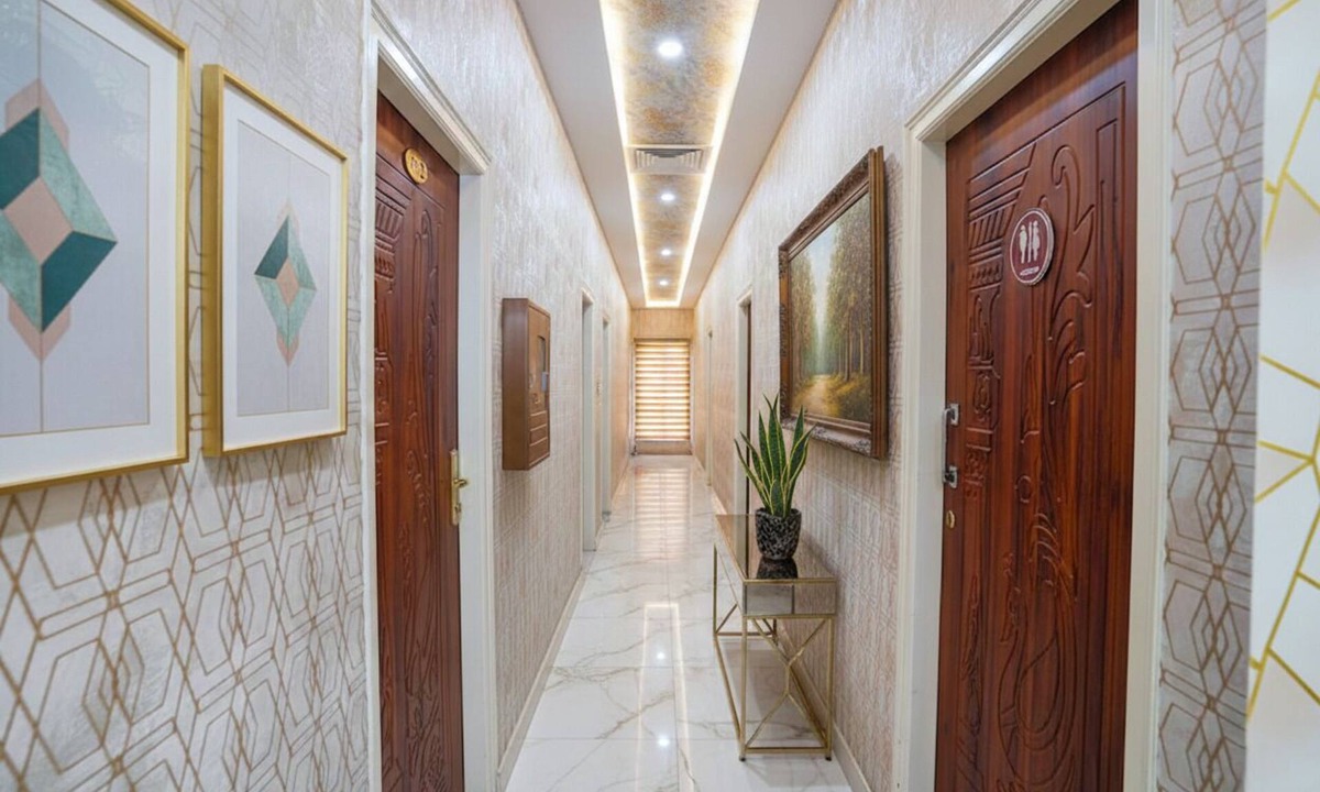 Krishnarajapura Hotel | FabHotel Partha Residency - Kr puram