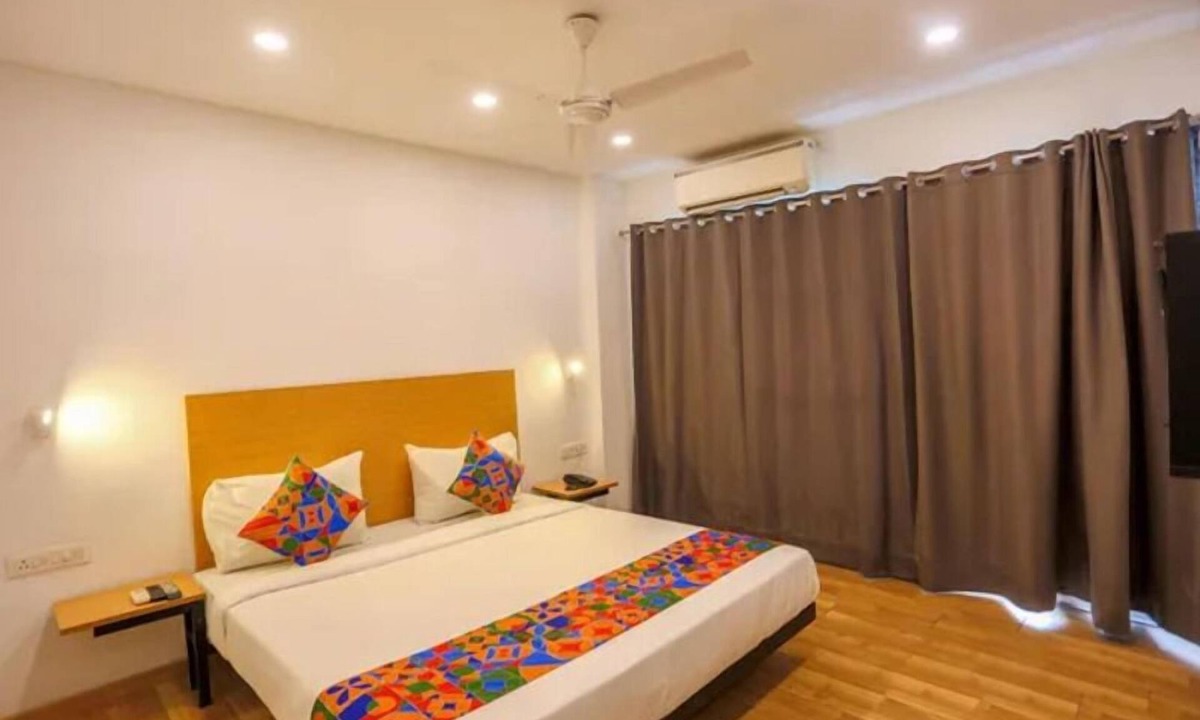 Pune Hotel | Fabhotel Sunshine Comfy Stay