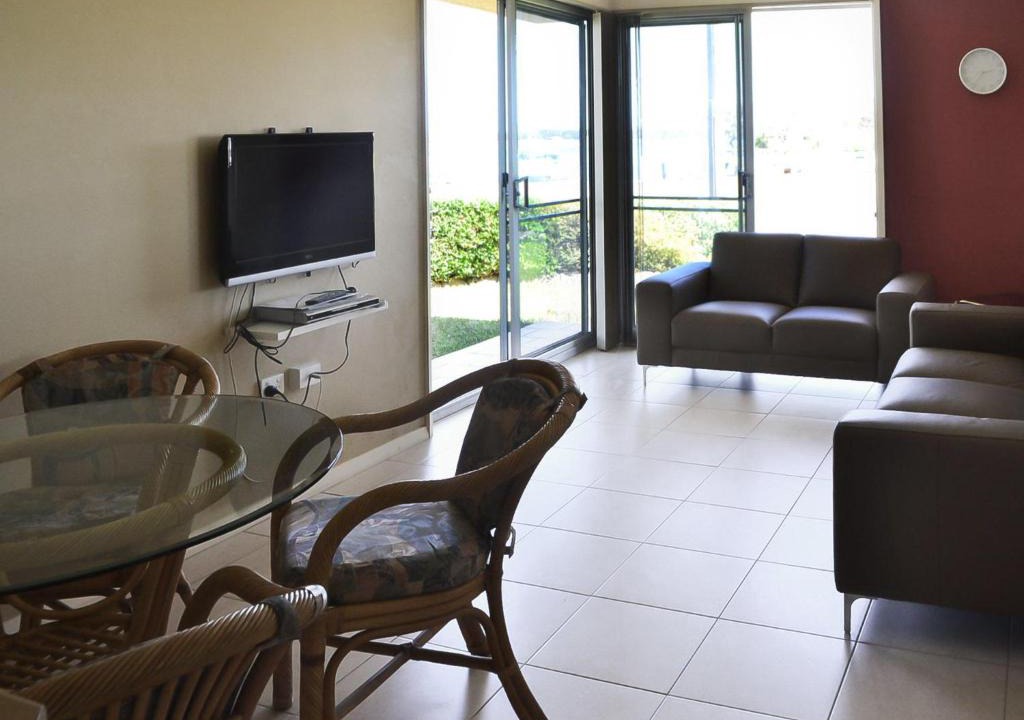 Tuncurry Apartment | Fairholme 5