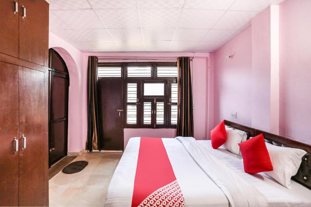 Gurugram Hotel | Flagship Star Residency