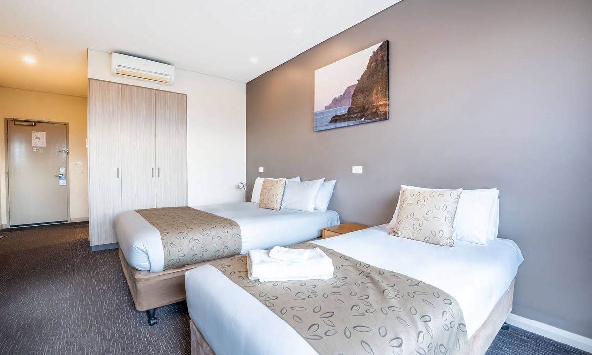 Lauderdale Hotel | Foreshore Hotel