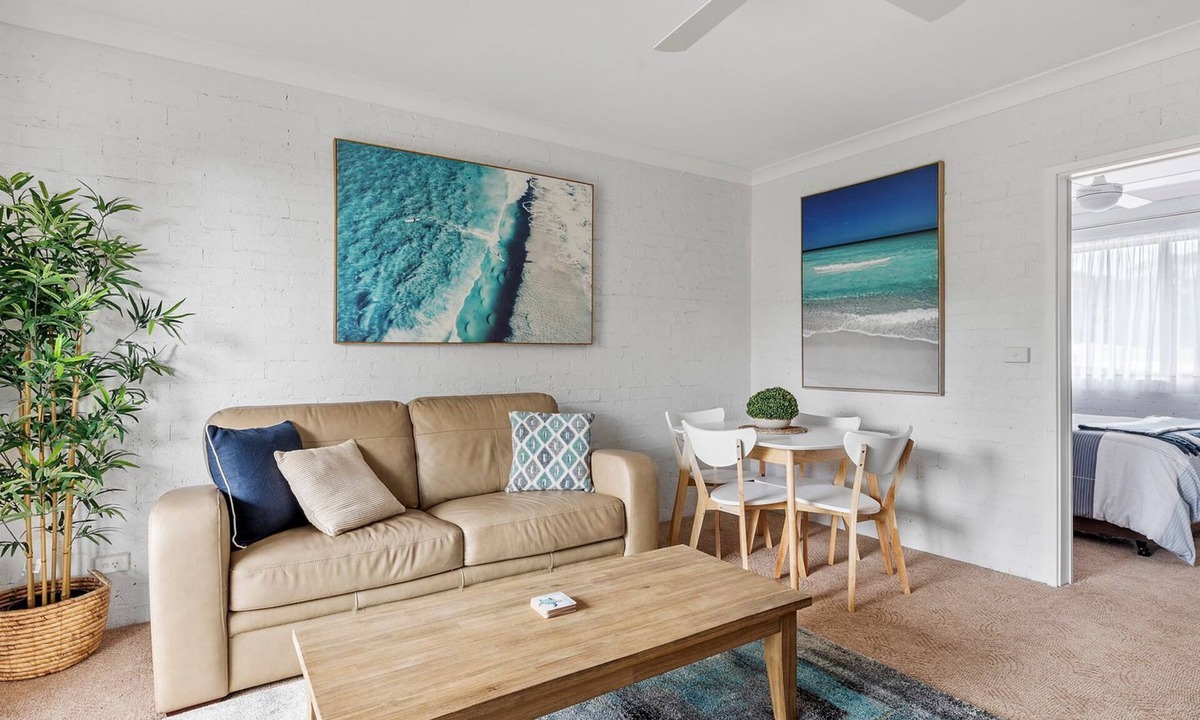 Mollymook Apartment | FREE NIGHT. Pay for 2 stay for 3