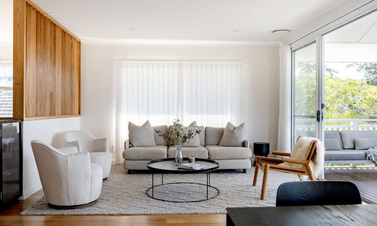 Mollymook House | FREE NIGHT. Pay for 2 stay for 3