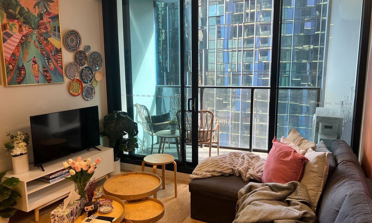 Melbourne Central Business District Apartment | Free Tram Zone 2BR Apt near QV Market & RMIT