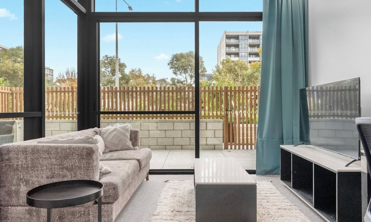 Dickson Apartment | Fresh 2BR Stay | Parking | 7min Walk to Tram