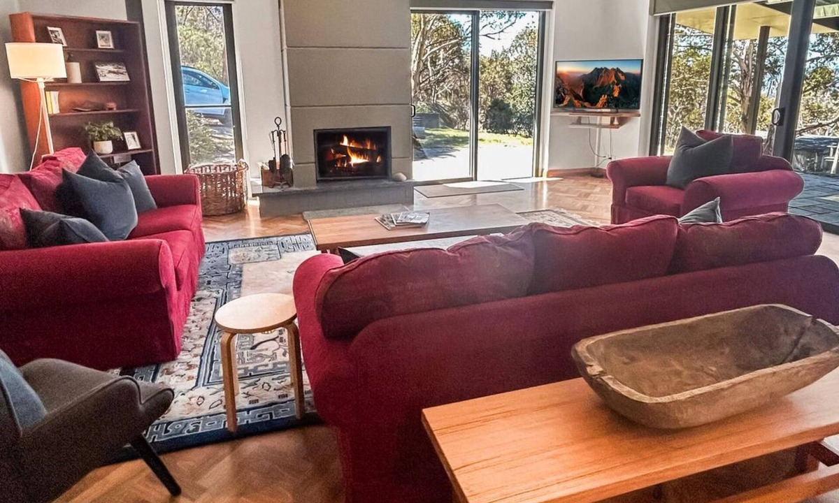 Crackenback House | Frogmouth Hutte 4 bedroom house in bush surrounds