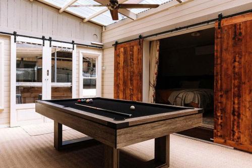 Beechworth Apartment | Gannells The Grand Entertainer