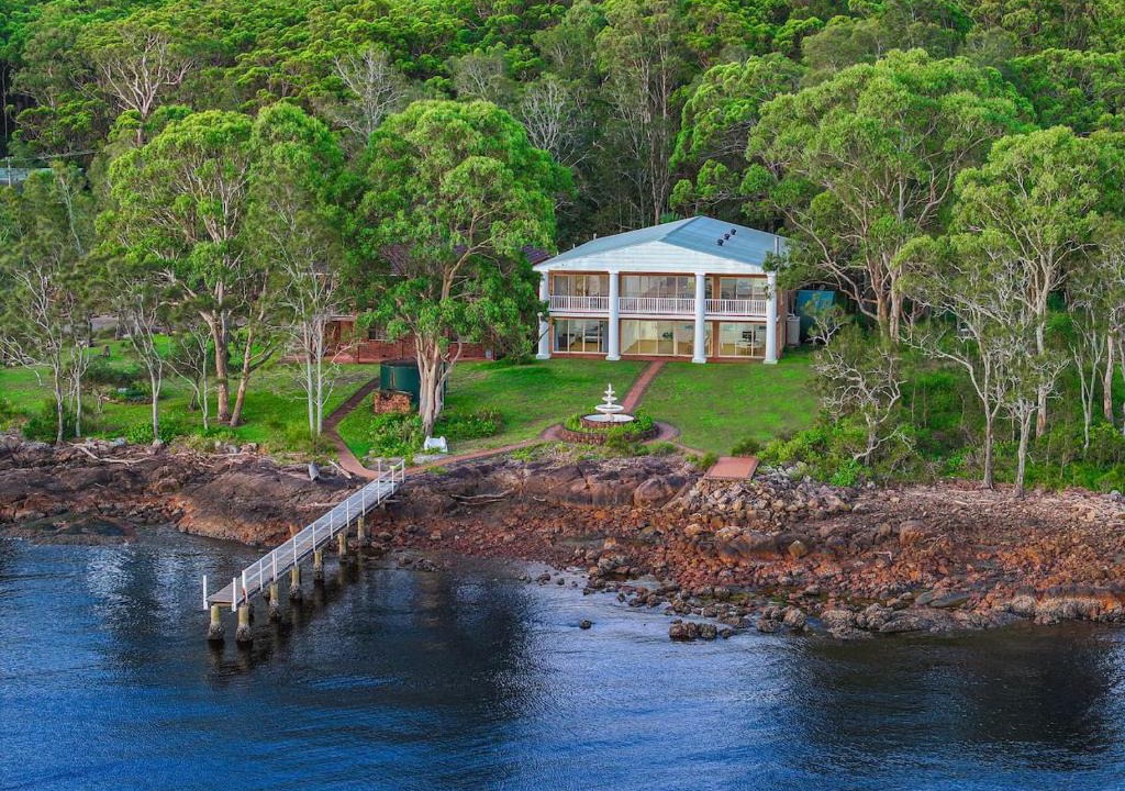 North Arm Cove House | Grand Esplanade