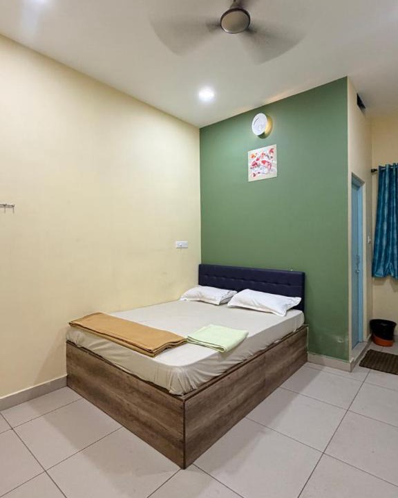 Moratandi Hotel | Gravity Groups VHR Residency - near santho lawns