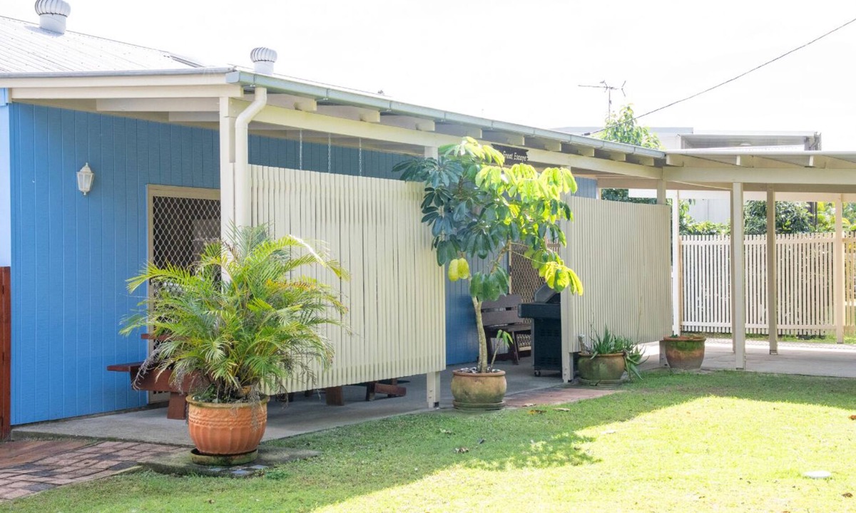 Amity Point House | Great Escape - Charming Amity Point Fishing Cottage