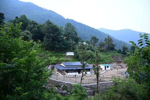 Tehri House | Green View, devalsari