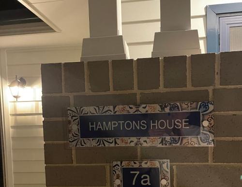 Central Mudgee House | Hamptons House Mudgee -Lux Stays