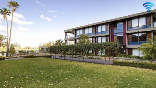 Kiama Apartment | Harbourside Views 503 Sebel Kiama