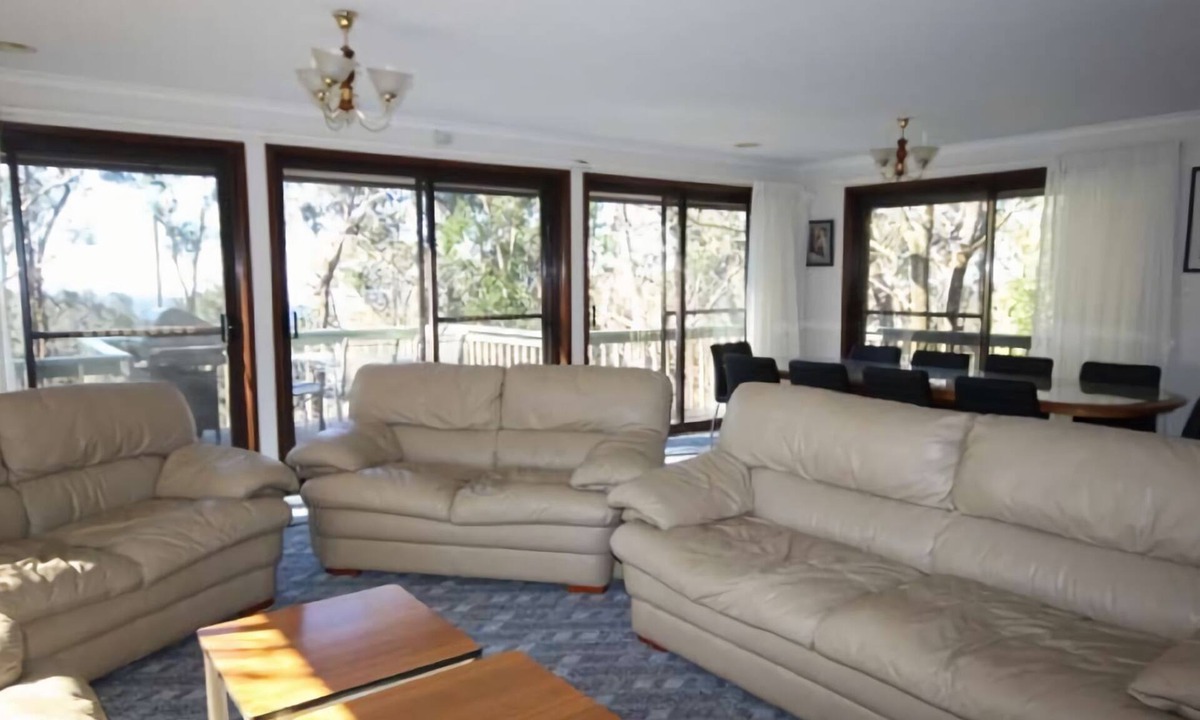 Blackheath House | Hearthstone | Close to Govetts Leap lookouts and bushwalks
