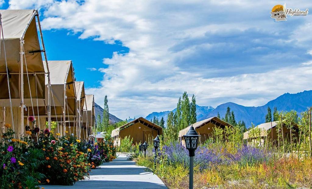 Hunder Hotel | Highland Desert Camp